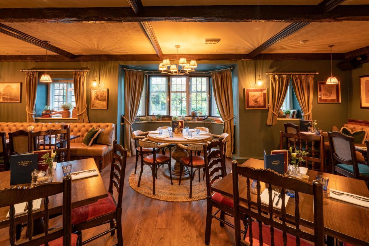 Of 3* Burford